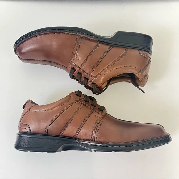 Clarks Men’s Brown Leather Touareg Vibe Wide Width Lace Up Classic Formal Shoes